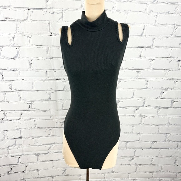 Free people Nothing But Rib Thong Bodysuit Black Medium Shoulder Cutouts - Picture 2 of 13